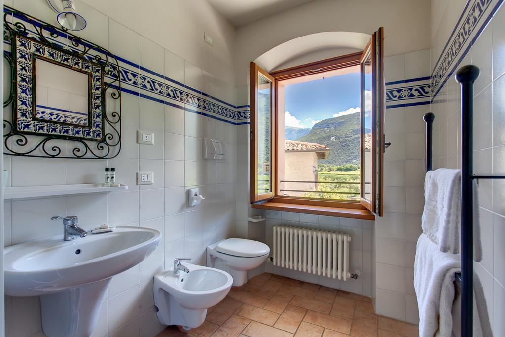 Agriturismo Maso Lizzone Dro Ngoại thất bức ảnh